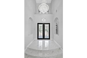 10562  Versailles Boulevard, Wellington, FL 33449 Sold 03/19/24