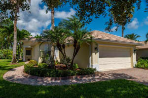 3706 NW Deer Oak Drive, Jensen Beach, FL 34957 Sold 09/26/23