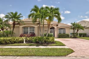 1801 NW Old Oak Terrace, Jensen Beach, FL 34957 Sold 11/03/23