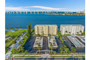 501  Lake Shore Drive   102, Lake Park, FL 33403 Sold 04/24/24