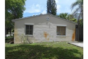 2330  Lake Avenue, West Palm Beach, FL 33401 Sold 01/05/24