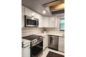 270 SW South River Dr APT 205, Stuart, FL 34997, Sold 10/06/23