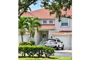 255 Grand Royale Circle 202, Vero Beach, FL 32962 Sold 02/21/24