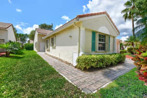 6104  Petunia Road, Delray Beach, FL 33484 Sold 12/12/23