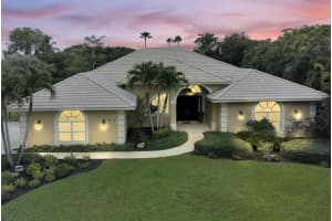 15950  Meadow Wood Drive, Wellington, FL 33414 Sold 10/25/23