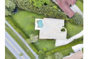 15950  Meadow Wood Drive, Wellington, FL 33414 Sold 10/25/23