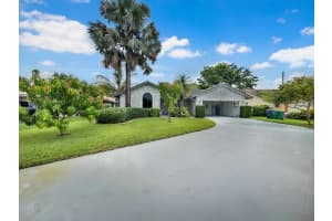 4502 NW 73rd Avenue, Coral Springs, FL 33065 Sold 11/15/23