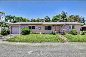 3131 SW Natura Avenue, Deerfield Beach, FL 33441 Sold 09/13/23