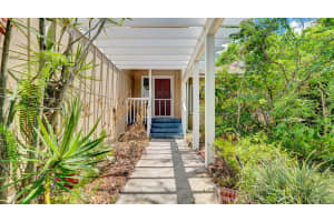 390 NW 35th Lane, Boca Raton, FL 33431 Sold 09/12/23