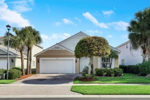 182  Kensington Way, Royal Palm Beach, FL 33414 Sold 11/06/23