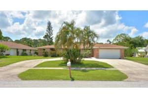 710 NE Town Terrace, Jensen Beach, FL 34957 Sold 09/15/23