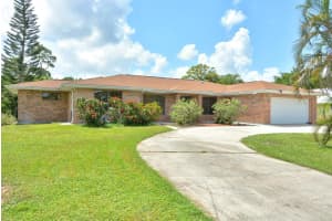 710 NE Town Terrace, Jensen Beach, FL 34957 Sold 09/15/23