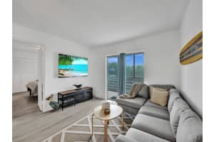 2721 N Garden Drive 301, Lake Worth Beach, FL 33461 Sold 04/26/24