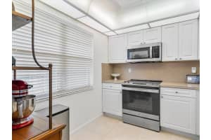 4851 NW 26th Court 437, Lauderdale Lakes, FL 33313 Sold 09/29/23
