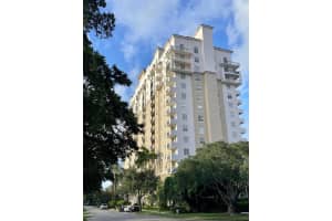 616 Clearwater Park Road 1206, West Palm Beach, FL 33401 Sold 09/28/23