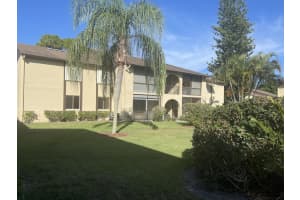 305 Pine Ridge Circle B-1, Greenacres, FL 33463 Sold 10/05/23