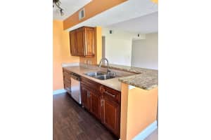 815 W Boynton Beach Boulevard 12-103, Boynton Beach, FL 33426 Sold 09/11/23