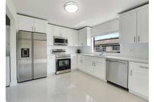 4939 Equestrian Circle B, Boynton Beach, FL 33436 Sold 10/13/23