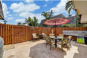 546 SE 27th Way 30 D, Boynton Beach, FL 33435 Sold 09/18/23