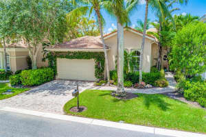 125 Andalusia Way, Palm Beach Gardens, FL 33418 Sold 11/03/23