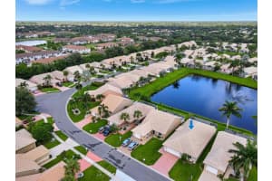 12979 Hampton Lakes Circle, Boynton Beach, FL 33436 Sold 09/27/23