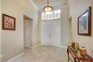 8696 Via Prestigio E, Wellington, FL 33411 Sold 03/04/24