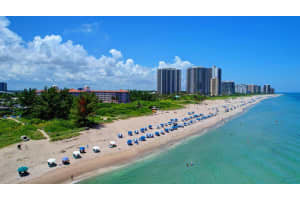 145 Ocean Avenue 719, Palm Beach Shores, FL 33404 Sold 09/27/23