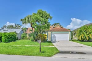 12992 Meadowbreeze Drive, Wellington, FL 33414 Sold 09/20/23