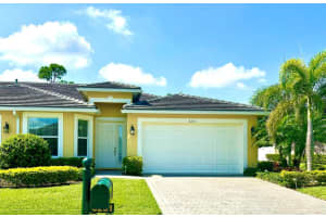 6231 NW Helmsdale Way, Port St Lucie, FL 34983 Sold 10/06/23