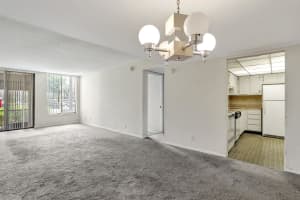 6301 N University Drive 117, Tamarac, FL 33321 Sold 10/06/23