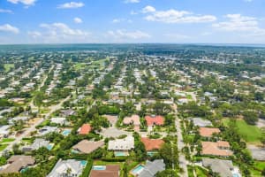 8 Bayview Terrace, Tequesta, FL 33469 Sold 03/19/24