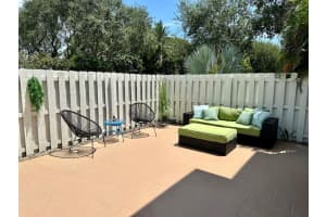 1010 NE 8th Avenue 10b, Delray Beach, FL 33483 Sold 09/01/23