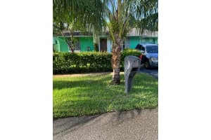 7275 Willow Spring Circle N, Boynton Beach, FL 33436 Sold 09/27/23