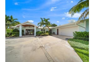 1305 NW Pine Lake Drive, Stuart, FL 34994 Sold 05/17/24