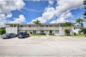 1395 SW 27th Avenue 103, Delray Beach, FL 33445 Sold 12/07/23