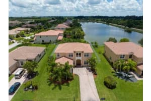 5065 Topaz Lane SW, Vero Beach, FL 32968 Sold 01/08/24