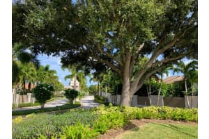 1600 NE Dixie Highway 13-206, Jensen Beach, FL 34957 Sold 10/26/23