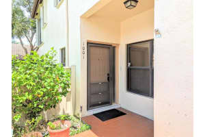 10061 53rd Way S 1001, Boynton Beach, FL 33437 Sold 10/04/23