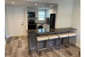 6100 NE 7th Avenue 19, Boca Raton, FL 33487 Sold 09/04/23