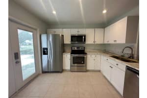 139 Sherwood Circle 22a, Jupiter, FL 33458 Sold 10/20/23