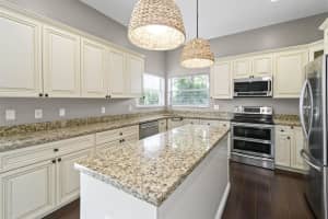 101 Mill Pond Lane, Royal Palm Beach, FL 33411 Sold 10/06/23