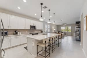 8202 Cadre Noir Rd, Lake Worth, FL 33467, Sold 10/23/23
