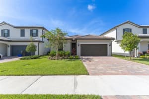 8202 Cadre Noir Rd, Lake Worth, FL 33467, Sold 10/23/23