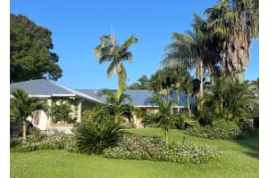 499 10th Court, Vero Beach, FL 32962 Sold 12/29/23