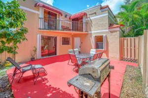 4175 Village Drive B, Delray Beach, FL 33445 Sold 09/29/23