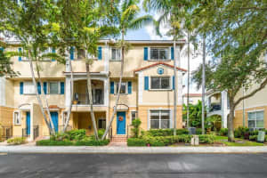 2897 S Greenleaf Circle, Boynton Beach, FL 33426 Sold 09/07/23