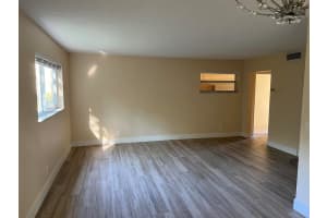 33 Colonial Club Drive 104, Boynton Beach, FL 33435 Sold 11/13/23