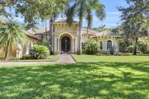 12623 N Winners Circle, Davie, FL 33330 Sold 09/28/23