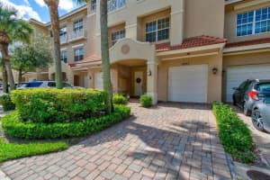 4583 Artesa Way S, Palm Beach Gardens, FL 33418 Sold 04/05/24