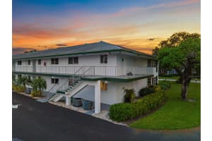 9 Garden Street 106j, Tequesta, FL 33469 Sold 10/31/23